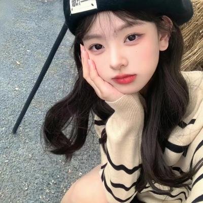 安静的乡村女人